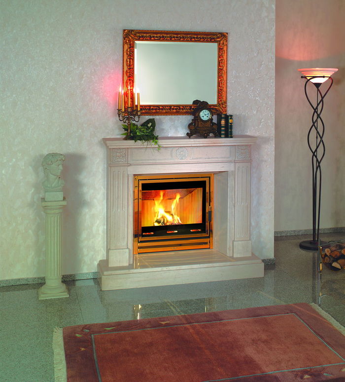 Kaminumrandung Maritim